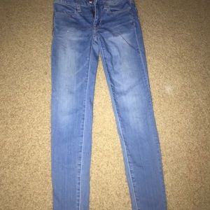 American eagle , blue jeans